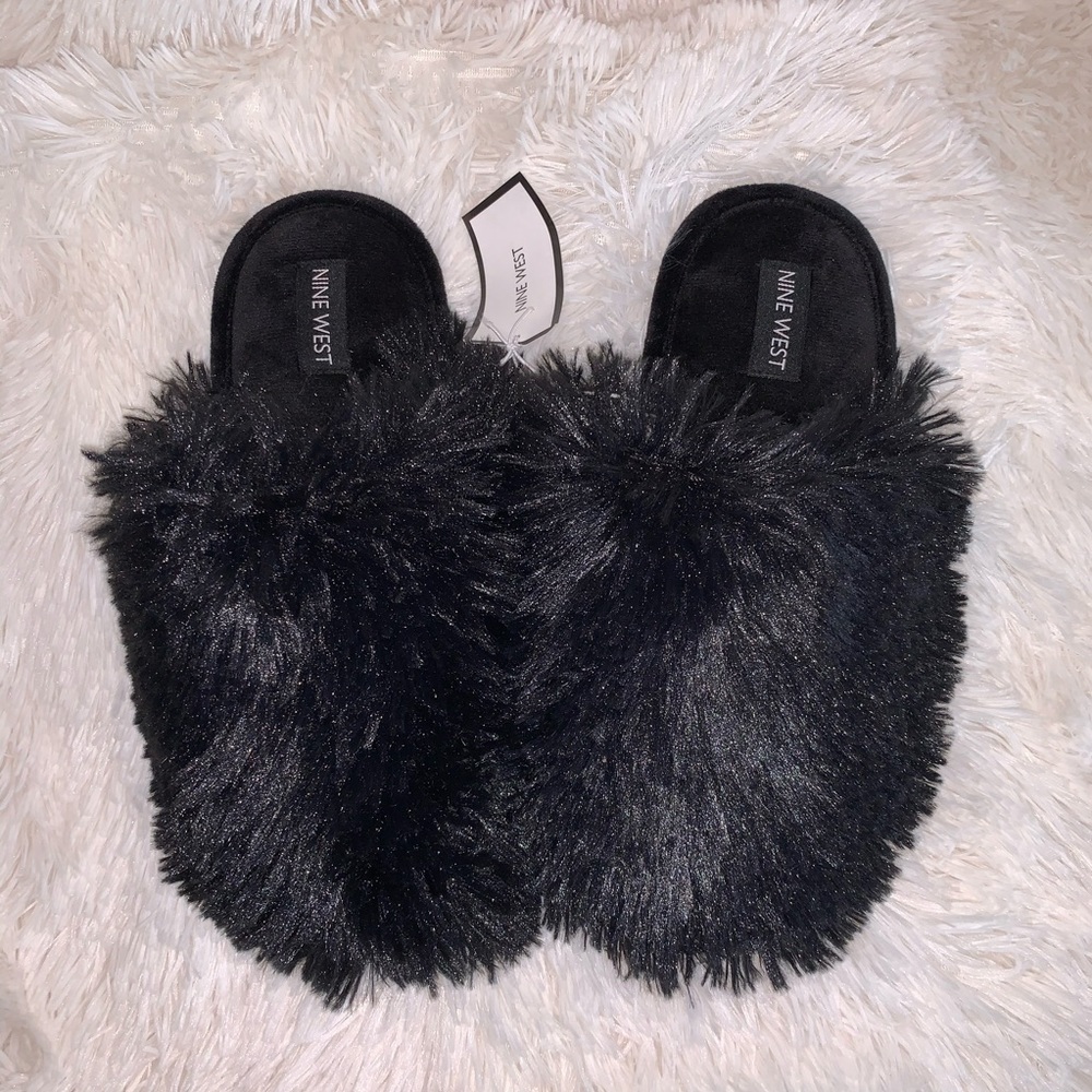 Nine West Cute Fluffy Furry Slippers Size 9-10